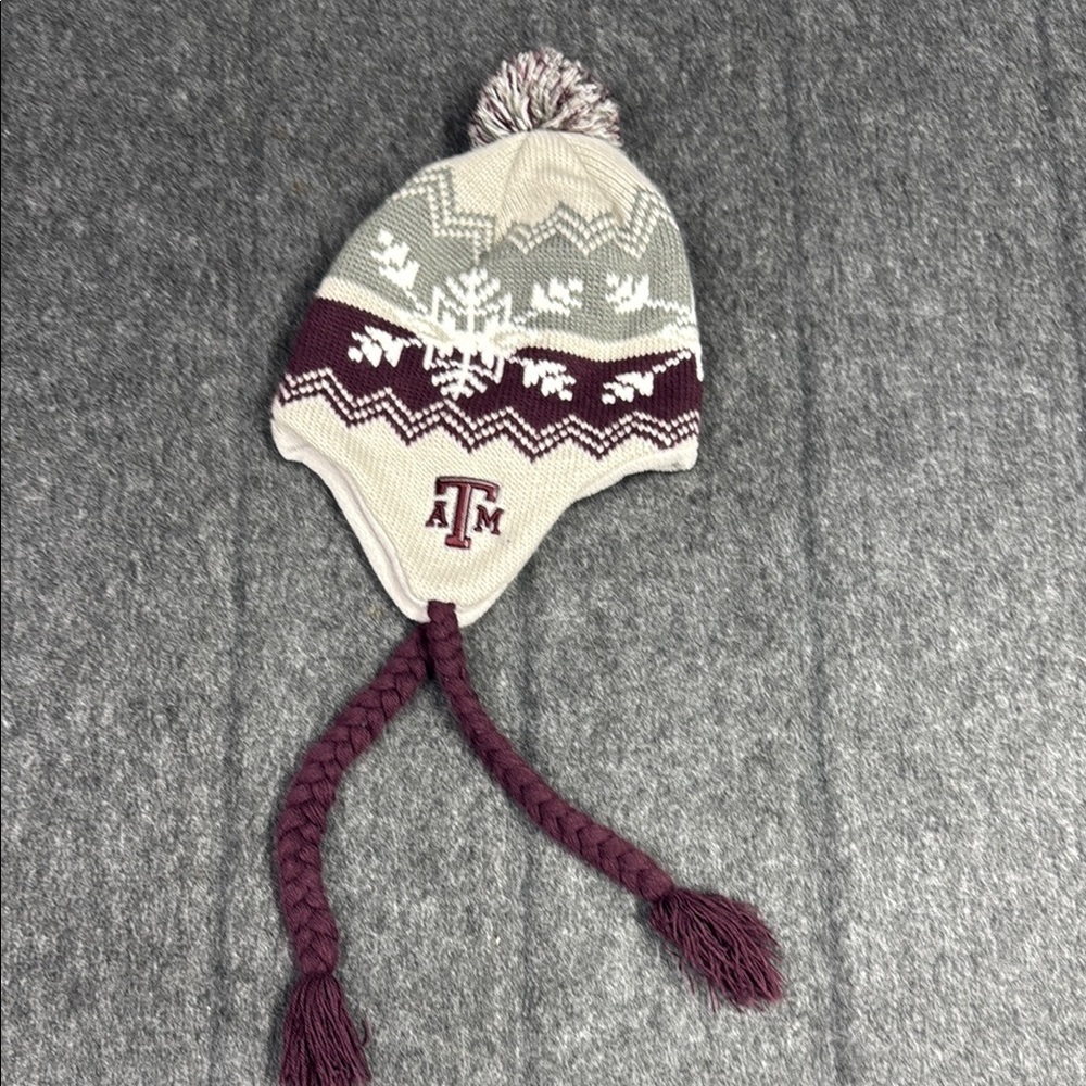 Top of the World Cream and Gray Knit Hat with Tassels